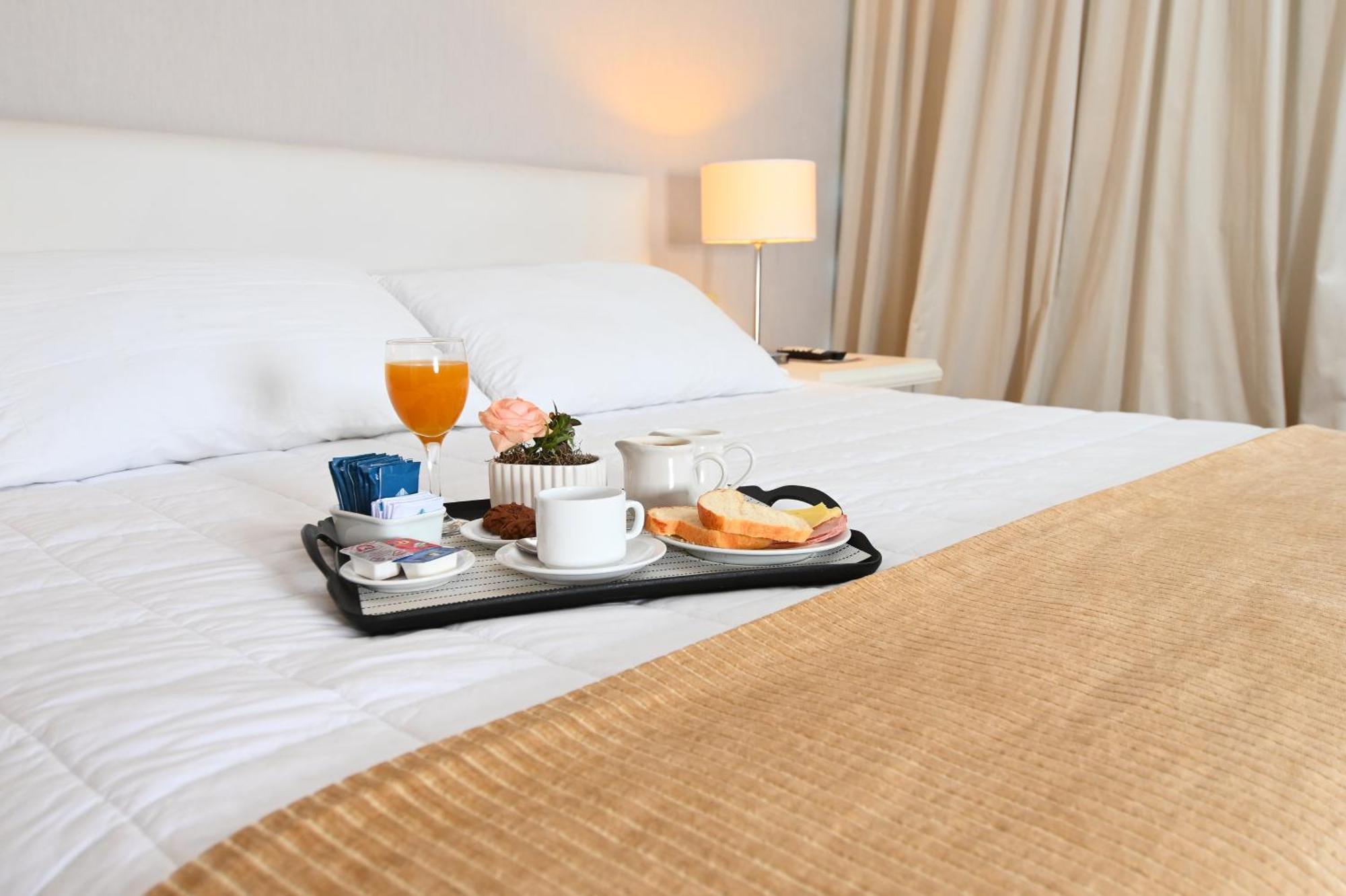 Hotel Guarani אסונסיון מראה חיצוני תמונה