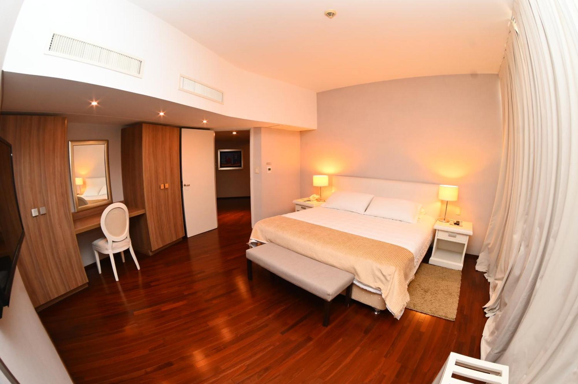 Hotel Guarani אסונסיון מראה חיצוני תמונה